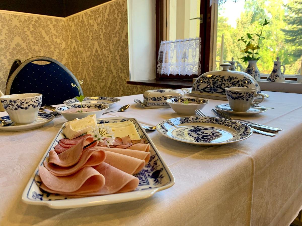 Restaurant Und Pension Zur Puppenstube Штольпен Екстер'єр фото